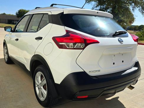 Used 2018 Nissan Kicks S w/ Exterior Package FWD image 6