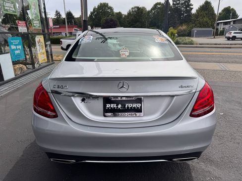 Used 2017 Mercedes-Benz C 300 4MATIC Sedan image 8