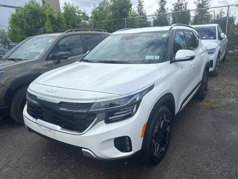 Used 2025 Kia Seltos SX w/ SX Sunroof Package AWD/4WD image 1