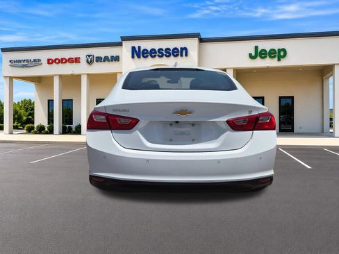 Used 2024 Chevrolet Malibu LT FWD image 6