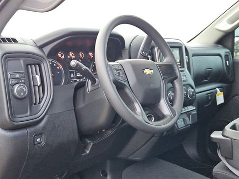 New 2026 Chevrolet Silverado 1500 Custom image 9