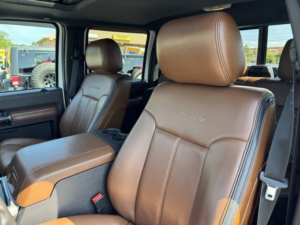 Used 2015 Ford F250 Platinum w/ FX4 Off-Road Package AWD/4WD image 19