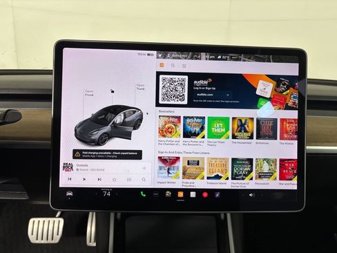 Used 2020 Tesla Model 3 Performance image 11