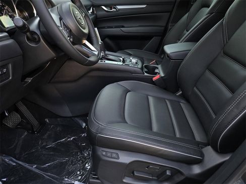 New 2025 MAZDA CX-5 AWD 2.5 S w/ Preferred Package image 17