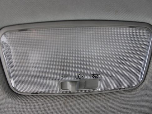 Used 2017 Toyota RAV4 XLE image 35