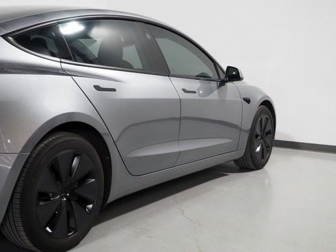 Used 2025 Tesla Model 3 Long Range image 57