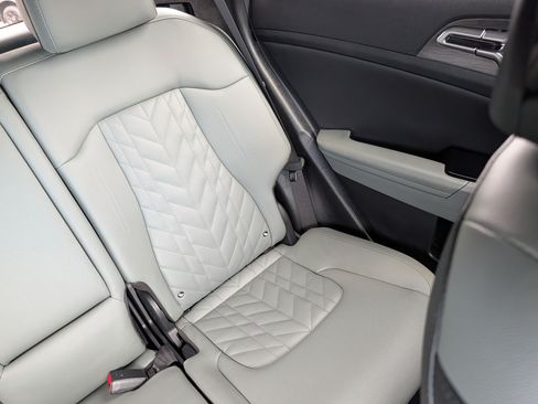 Certified 2023 Kia Sportage X-Line w/ X-Line Premium Package AWD/4WD image 14