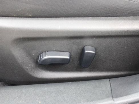 Used 2025 Nissan Altima 2.5 SV image 18