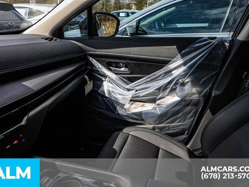 Used 2025 Nissan Murano SV AWD/4WD image 82