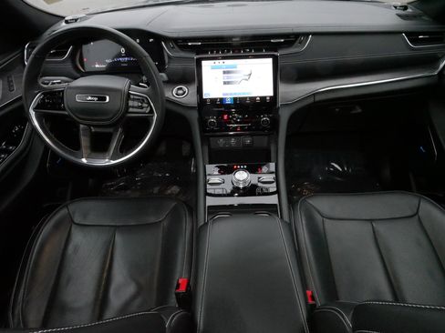 Used 2023 Jeep Grand Cherokee L Overland image 10