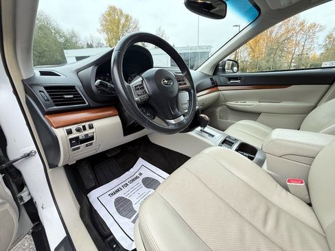 Used 2014 Subaru Outback 3.6R Limited w/ Moonroof Package image 22