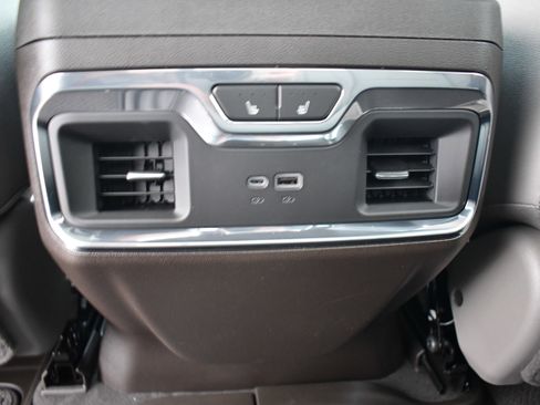 New 2026 GMC Sierra 1500 SLT w/ SLT Premium Plus Package image 30