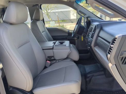 Used 2018 Ford F250 XL w/ Power Equipment Group RWD image 29