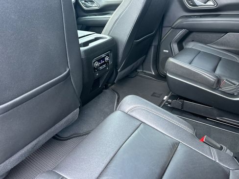 Used 2023 Chevrolet Tahoe Z71 w/ Luxury Package image 9