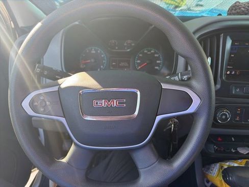Used 2020 GMC Canyon 2WD Crew Cab w/ Convenience Package image 2