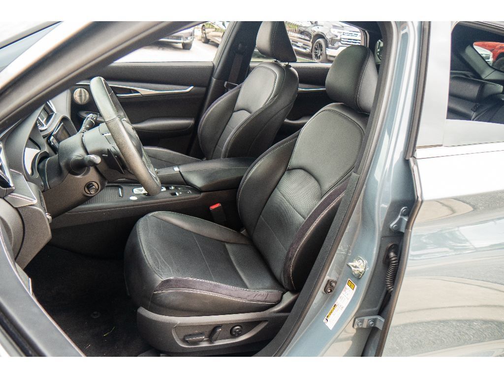 Used 2023 INFINITI QX55 Sensory w/ Lighting Package AWD/4WD image 13