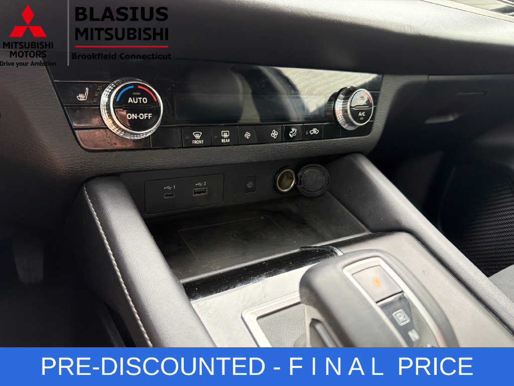 Used 2024 Mitsubishi Outlander SE FWD image 28