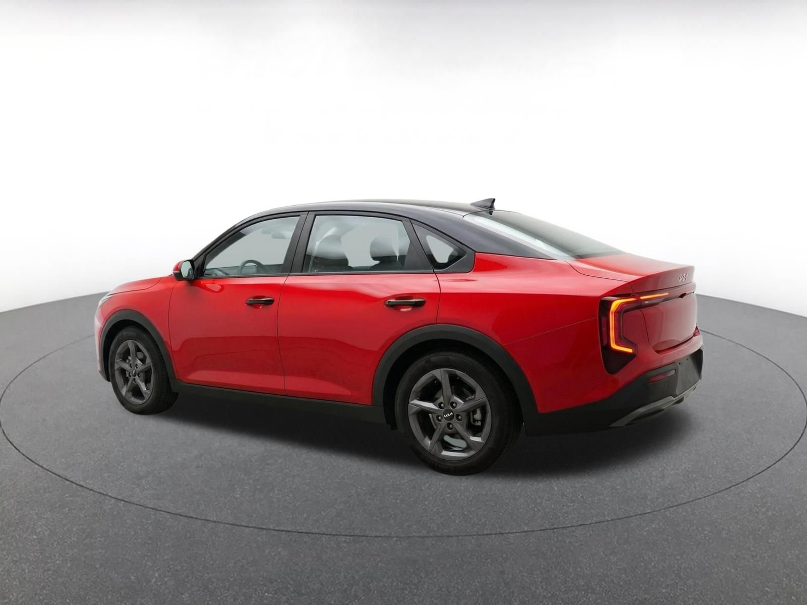 Used 2025 Kia K4 FWD image 6
