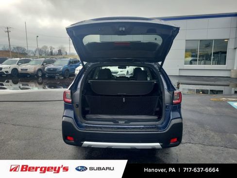 Used 2025 Subaru Outback Touring image 12
