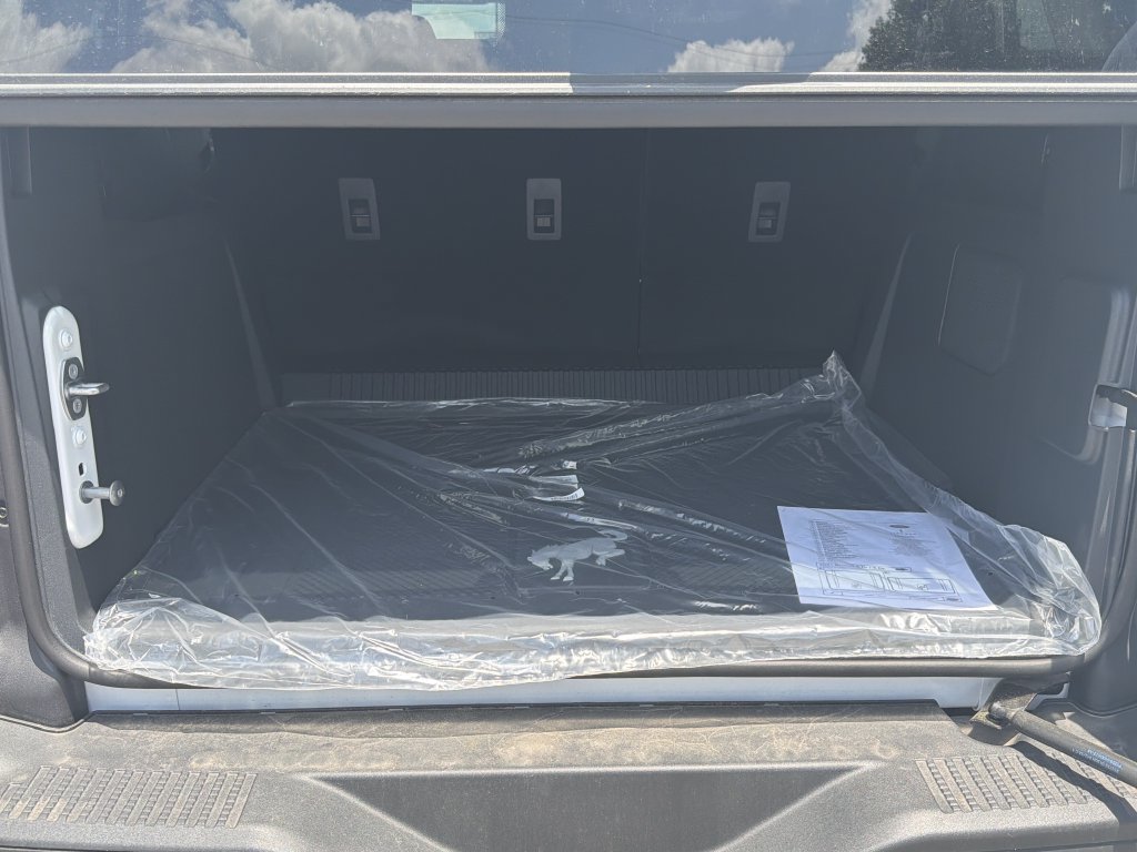 New 2026 Ford Bronco Raptor w/ Interior Carbon Fiber Pack AWD/4WD image 18
