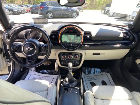 Used 2016 MINI Cooper Clubman S image 11