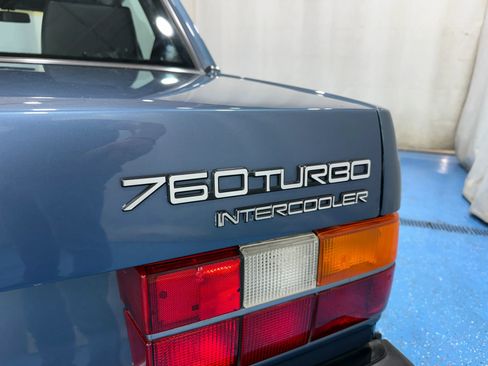 Used 1987 Volvo 760 GLE RWD image 42