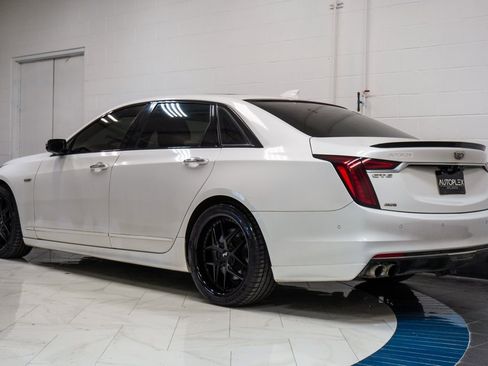 Used 2020 Cadillac CT6 V image 37