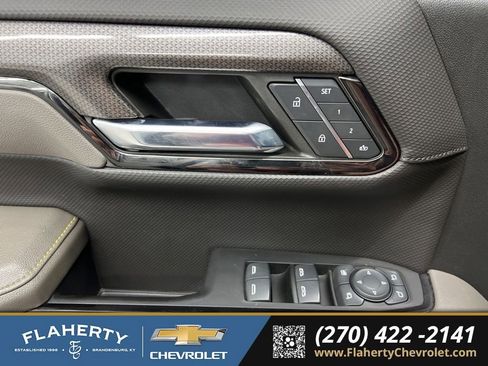 Used 2023 Chevrolet Silverado 1500 ZR2 w/ Technology Package AWD/4WD image 21