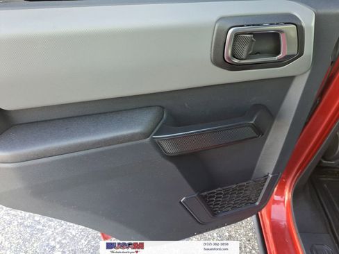 Certified 2024 Ford Bronco Black Diamond image 11