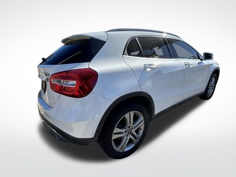 Used 2019 Mercedes-Benz GLA 250 image 8