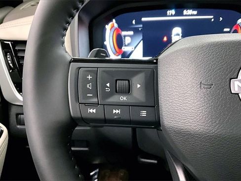 New 2025 Nissan Rogue SL image 21