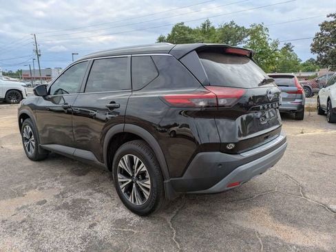 Used 2022 Nissan Rogue SV w/ SV Premium Package FWD image 6