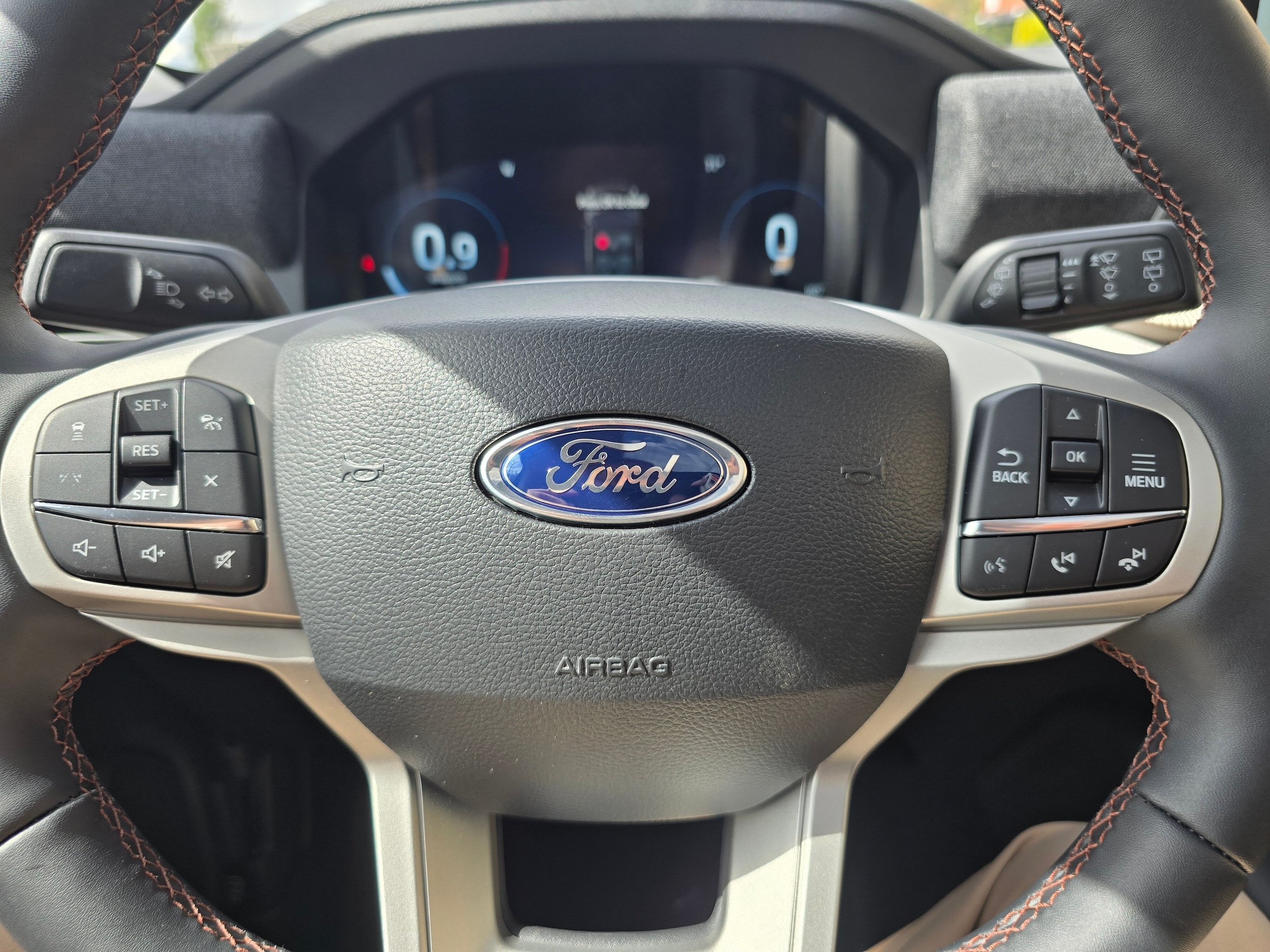 New 2026 Ford Explorer Active w/ Active Comfort Package AWD/4WD image 19