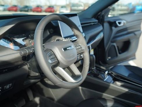 New 2026 Jeep Compass Latitude w/ Sun and Sound Group image 27