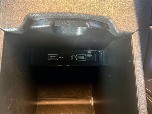 Used 2019 Mercedes-Benz CLA 250 image 34