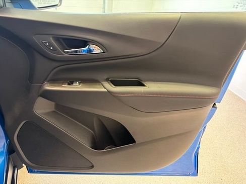Certified 2024 Chevrolet Equinox RS AWD/4WD image 13