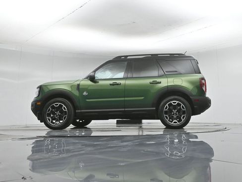 Used 2025 Ford Bronco Sport Outer Banks w/ Outer Banks Tech Package+ AWD/4WD image 56