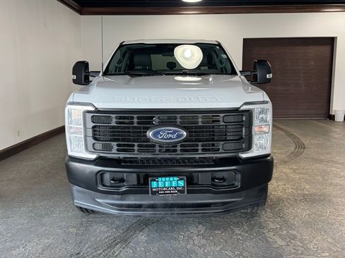 Used 2024 Ford F350 XL w/ FX4 Off-Road Package image 2