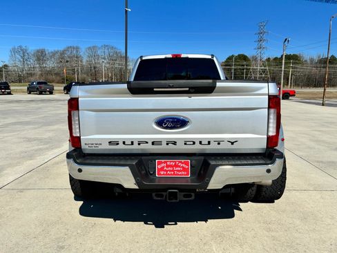 Used 2019 Ford F350 Lariat w/ Lariat Ultimate Package image 6