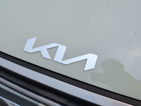 Used 2025 Kia K4 FWD image 29