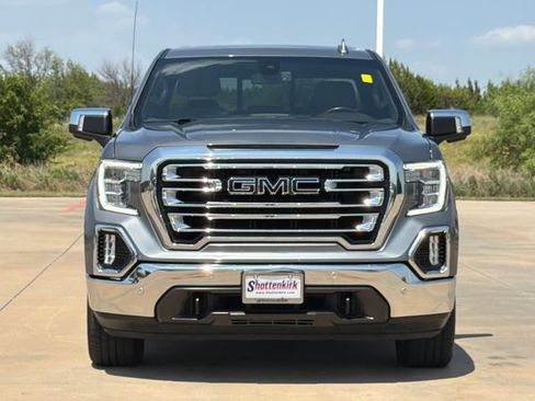 Used 2022 GMC Sierra 1500 SLT AWD/4WD image 2