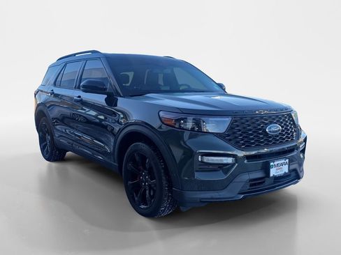 Used 2022 Ford Explorer ST w/ Equipment Group 401A image 9