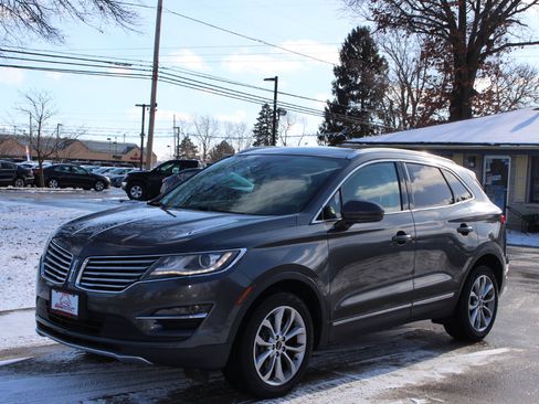 Used 2017 Lincoln MKC Select w/ Select Plus Package image 5