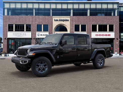 New 2026 Jeep Gladiator Sport AWD/4WD image 2