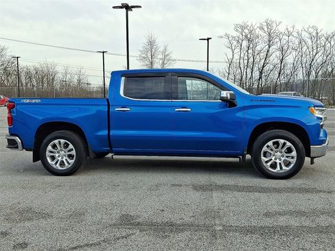 Used 2022 Chevrolet Silverado 1500 LTZ w/ LTZ Premium Package image 11