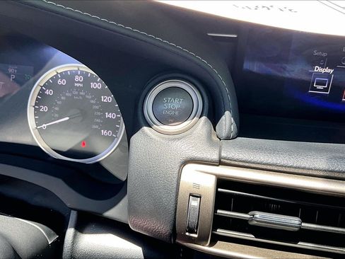 Used 2016 Lexus IS 300 AWD image 23