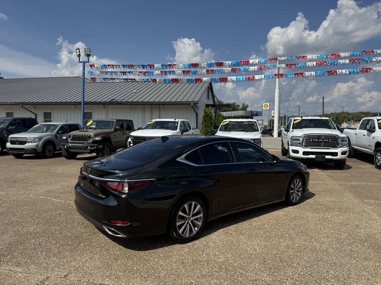 Used 2020 Lexus ES 350 w/ Accessory Package 2 FWD image 4