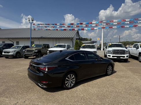 Used 2020 Lexus ES 350 w/ Accessory Package 2 FWD image 4