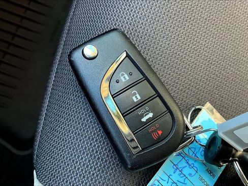 Certified 2025 Toyota Corolla LE image 13