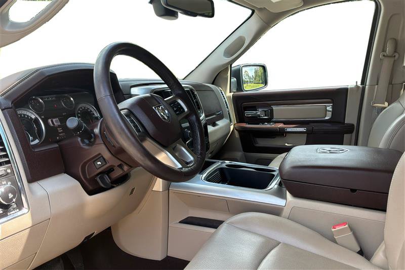Used 2016 RAM 1500 Laramie w/ Convenience Group RWD image 10